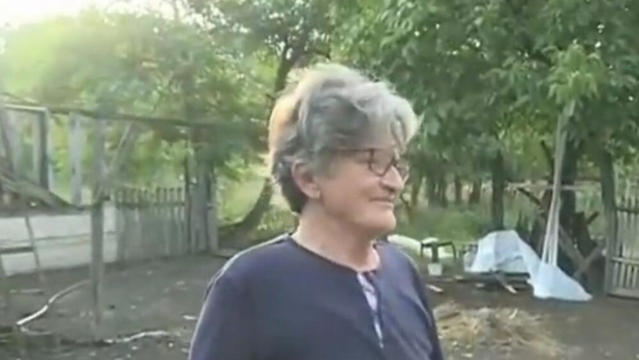 GAJI IH U DVORIŠU! Penzionerka iz Čačka ima neobičan hobi od kog zaražuje lepu cifru!