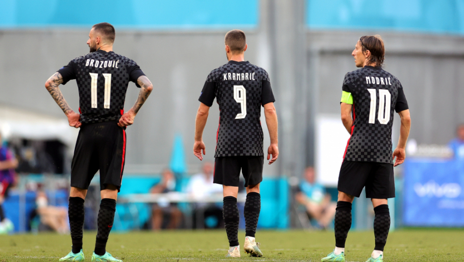 POČELI SMO DA SLAVIMO PORAZE KAO SRBI KOSOVSKU BITKU! Sramni komentari u Hrvatskoj zbog ispadanja sa Evropskog prvenstva!