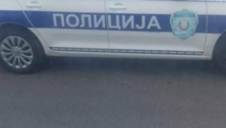TRČAO KEJOM, PA GA UDARIO AUTOMOBIL "Citroen" sleteo u Timok
