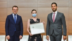 NIKADA ME NEĆE SPREČITI DA BRINEM O SRBIMA U JUŽNOJ POKRAJINI! Pošto su prištinske vlasti zabranile Udovičiću ulazak na KiM, ministar se ipak sastao sa studentima i dodelio im stipendije