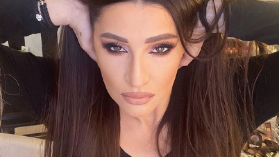 ODBIJALA SAM DA POVERUJEM DA IMAM KANCER, BORILA SAM SE 15 GODINA! Mira Škorić nikada iskrenije o paklu koji je prošla zbog bolesti i teškim trenucima