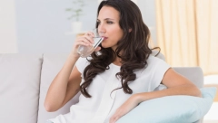 Brzi test stiskanja kože: Uštinite se i saznajte da li pijete dovoljno vode