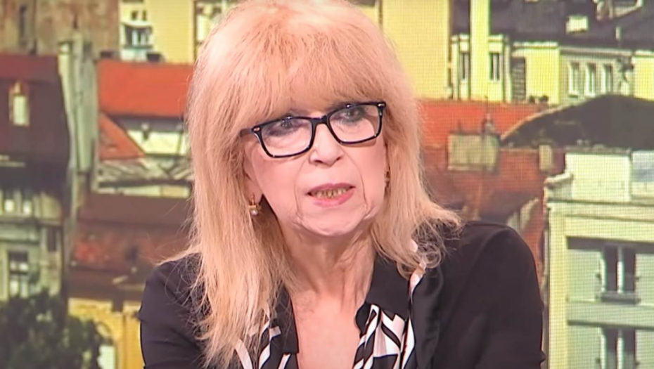 SLADOLED ZAGREVA TELO, A VOĆE AKO SE JEDE NA OVAJ NAČIN NE VREDI NIŠTA: Nutricionistkinja razbila mitove o letnjoj ishrani