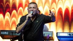 BAJA MALI KNINDŽA OPISAO KAKO JE IZGLEDALA SARADNJA SA ŠEŠELJEM Kad sam ga pitao koju fotografiju da stavim na omot...