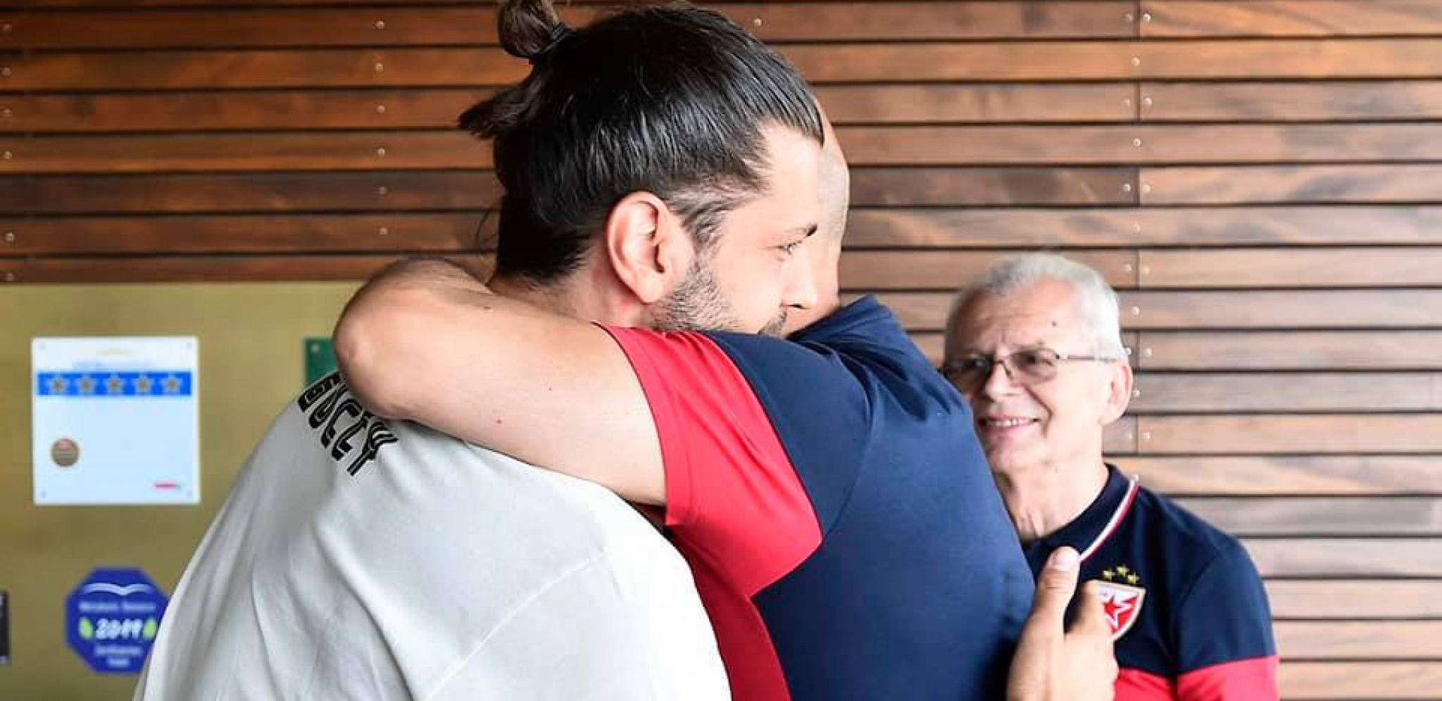 UZBUNA NA "MARAKANI" Stanković rešio da od Crvene zvezde "otme" Dragovića i dovede ga u Sampdoriju?