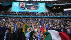 VRATIO SE! Detalj sa meča Italije i Španije o kom svi pričaju! (FOTO)
