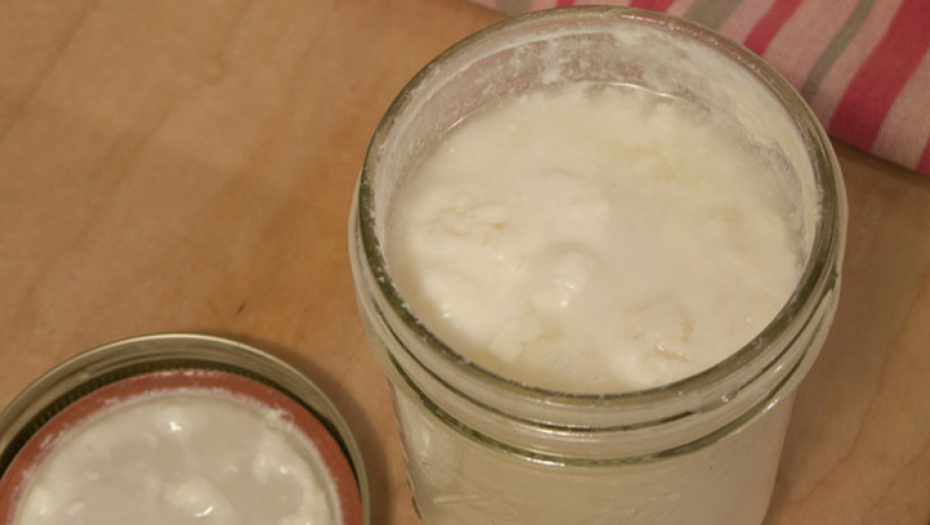 NAPITAK ZA ČIŠĆENJE CREVA I PODMLAĐIVANJE KRVNIH SUDOVA: Potrebna su samo dva sastojka, a lako se pravi!