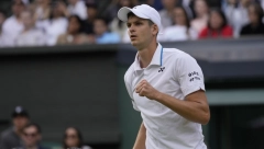 POLJAK IGRA TENIS ŽIVOTA! Hurkač bolji od upornog Španca za titulu u Mecu!