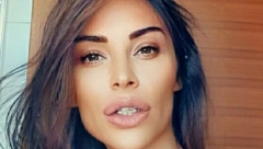 NEKADA KONTROVERZNA MANEKENKA, SADA PORODIČNA ŽENA Stojkovićeva bivša žena nije izgledala nikad bolje, oduševila pratioce (FOTO)