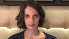 STIGLE RODE! Porodila se naša poznata glumica, objavila emotivnu fotografiju, a čestitke stižu sa svih strana (FOTO)