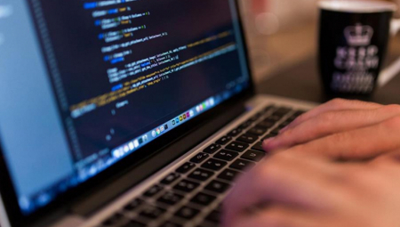 SRBIJA LIDER EVROPE U PRIVLAČENJU IT STRUČNJAKA Hrvati "Nama beže programeri, a u Beograd hrle"