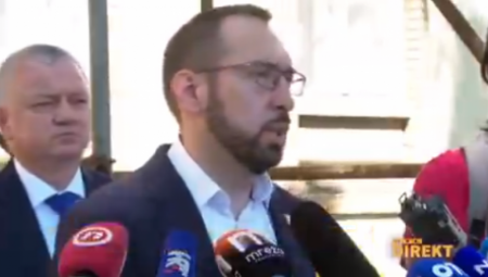 IDOL SRPSKE "ZELENE" OPOZICIJE OBMANUO BIRAČE Obećavao kule i gradove, a onda izvršio prevaru na KONKURSU