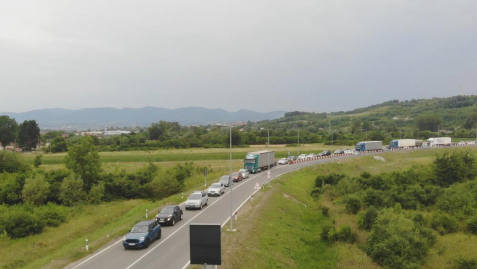 NEZGODA NA AUTOPUTU Usporen saobraćaj kod Deligrada