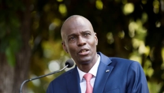 TOTALNI HAOS U HAITIJU! Bivši policajac vođa bande okupio 1.000 ljudi obučenih u belo, počinje osveta za ubistvo predsednika!