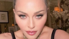 ISPLIVALI ŠOKANTNI DETALJI Madona zbog simuliranja masturbacije na jednoj turneji zamalo nije završila iza rešetaka (FOTO)