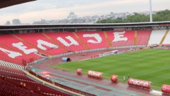 POVRATAK NAVIJAČA NA TRIBINE Zvezda poziva navijače na Vojvodinu, cena ulaznica simbolična