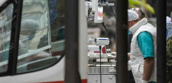 UŽAS NA ZELENOM VENCU Muškarac pretukao ženu, krvave glave tražila pomoć od prolaznika