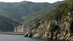 UZBUNA U GRČKOJ Monah sa Svete gore hospitalizovan zbog delta soja korona virusa!