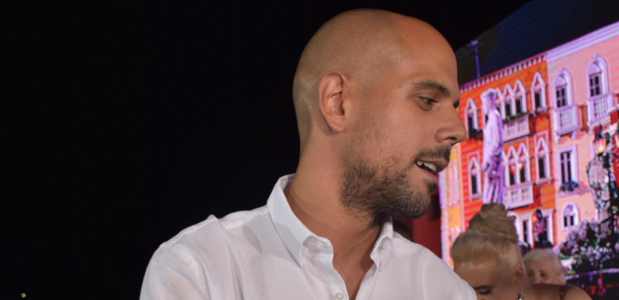 LJUDI SU ZNALI KO SAM JA I PRE ZADRUGE! Mišel konačno otkrio zašto je bio miran u rijalitiju, sve se isplatilo, a pevač je krije zadovoljstvo!