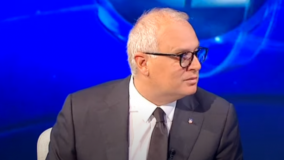 VESIĆ UPOREDIO SITUACIJU SA 2003. Kampanja protiv Vučića kao protiv Ðinđića