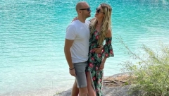 VODITELJKA POCRVENELA! Naš poznati harmonikaš priredio devojci nesvakidašnje iznenađenje u emisiji uživo, ona nije mogla da sakrije emocije!