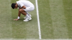 ŠTA SE DOGODILO? Novak čuo baš loše vesti, navijači besni, Srbin u problemu pred Vimbldon