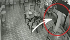 VELIKA SRAMOTA U beogradskom kafiću ukradena kutija sa novcem za lečenje malog Boška! (VIDEO)