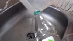 TRIK ZA OTPUŠAVANJE SUDOPERE: Sve sastojke imate u kući i majstor vam ne treba, problem se rešava za 15 minuta