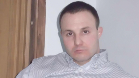 ZAVRŠENO PONOVLJENO SUĐENJE ČOVEKU-MAČKI Saradnik Čabe Dera čeka presudu, sud odbio prepiske sa "Skaja" kao dokaz