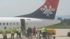 POLEĆE AVION IZ KRALJEVA: Srbi rezervisali karte na vreme da bi brže stigli u Grčku (FOTO)