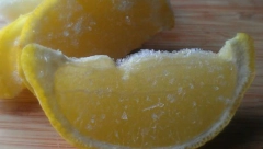 NE PIJTE LIMUNADU Jedite limun na ovaj način i zaštitite se od malignih bolesti, depresije i suvišnih kilograma