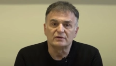 BRANISLAV LEČIĆ ŽELEO DA SE ZAMONAŠI: Otišao do Hilandara i tamo postao iskušenik