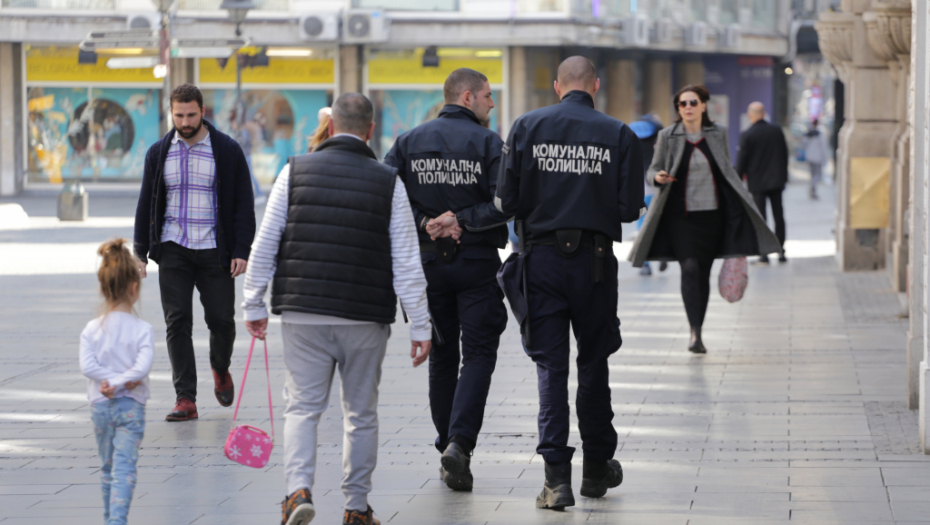 KOMUNALNA POLICIJA NIJE IMALA POSLA Novogodišnja noć bez incidenata, kontrola i večeras