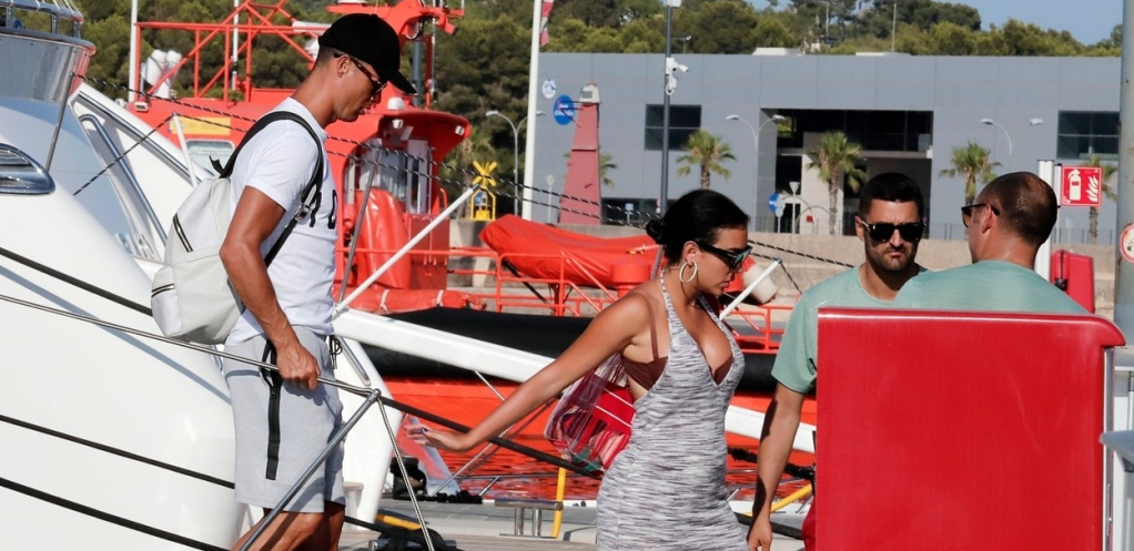 RONALDO PONOVO POSTAJE OTAC? Georgina pokazala trudnički stomak, pa odmah obrisala fotografiju! (FOTO)