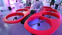 Predstavljen prvi srpski dron: Moći će da spasi davljenika, gasi požar i dostavlja hranu! (FOTO)