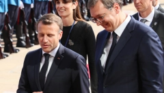 Vučić čestitao Makronu nacionalni praznik Francuske