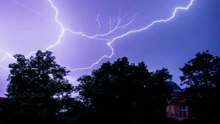 OBILNA KIŠA, OLUJNI VETAR I GRAD STIŽU U SRBIJU Pogledajte detaljnu vremensku prognozu za sledeću nedelju