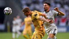 MENJA SREDINU Mladenović na pragu prelaska u redove grčkog velikana