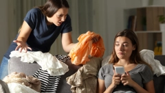 Žive u neredu: Ovi horoskopski znaci ne vole kućne poslove