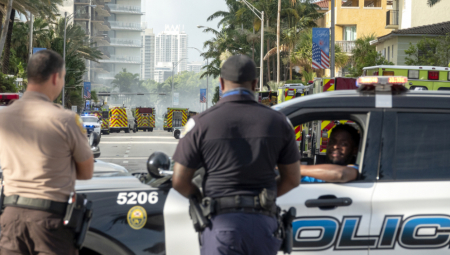 MASOVNA PUCNJAVA U AMERICI! Ubijen policajac i još četvoro osoba!
