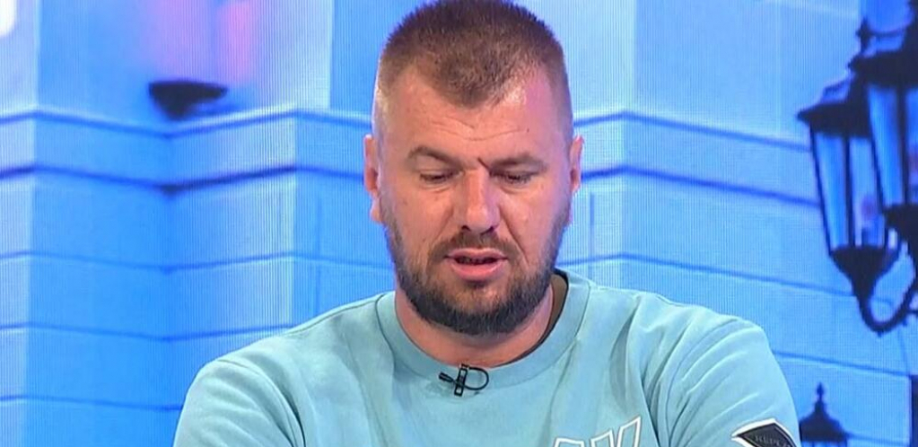 NIJE MOGAO DA IZDRŽI! Janjuš se zbog ovih stihova setio bivše žene i shvatio da je napravio ogromne greške, porukom brutalno ponizio Maju! (VIDEO)