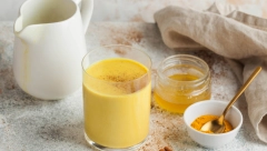 NAPRAVITE ČUVENI INDIJSKI "LEK" ZA PREHLADU Potrebno vam je mleko i dva moćna začina, koja imate u kući