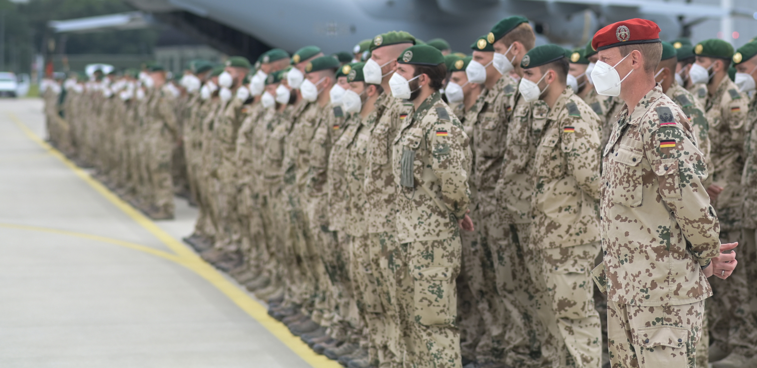 DRAMATIČNA NOĆ ZA NEMAČKU Neidentifikovani dronovi iznad poligona Bundesvera