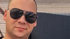 SUPRUGA DARKA FILIPOVIĆA ZAPALILA MREŽE! Jasmina raskopčala trenerku, dubok dekolte u prvom planu!