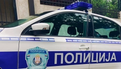 MENE JE UDARAO STOLICOM, PA PREMLATIO MOJU ĆERKU, RAZBIO TANJIR I POSEKAO BEBU OD GODINU DANA! Jezivo svedočenje o nasilju u Surčinu