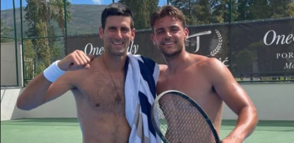 NOVAK ĐOKOVIĆ SE JAVIO IZ CRNE GORE Slikom stavio do znanja rivalima šta ih čeka u Tokiju
