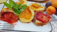 FENOMENALAN RECEPT BAKE JELE: Knedle sa šlivama i kajsijama, zavodljiv ukus i vrhunski užitak (VIDEO)