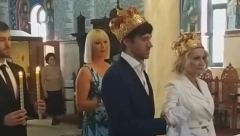VENČALI SE GOCA TRŽAN I RAŠA NOVAKOVIĆ Pevačica se u crkvi zaklela bubnjaru na večnu ljubav, iznenadićete se šta je obukla mlada! (VIDEO)