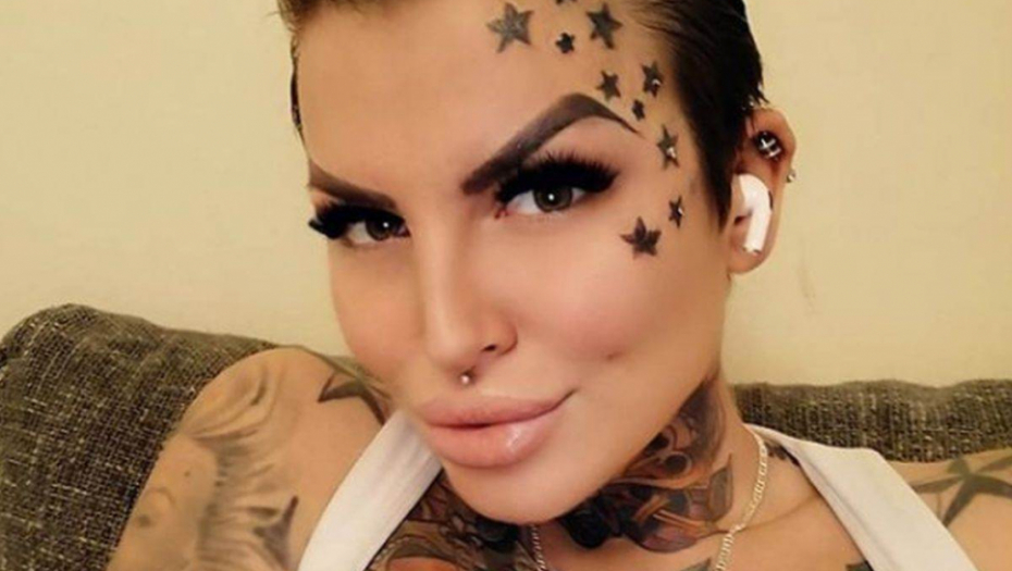 JELENA KRUNIĆ NEPREPOZNATLJIVA! Ugojila se, boju kose je promenila, a šokiraće vas u kom je lokalu viđena!