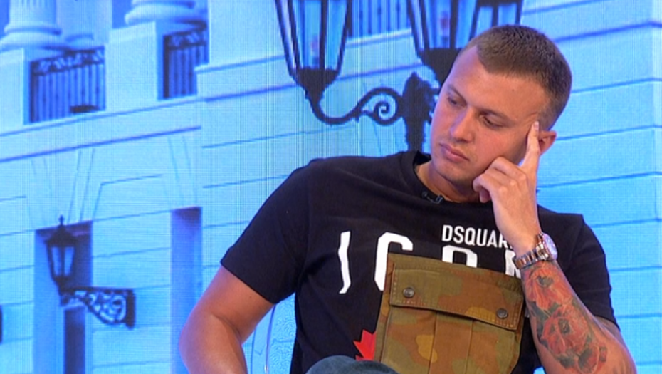 VIŠE NE IZGLEDA OVAKO! Stefan Karić napravio šokantnu promenu, ovome se niko nije nadao, a Jovana će odlepiti kada ga bude videla! (FOTO)